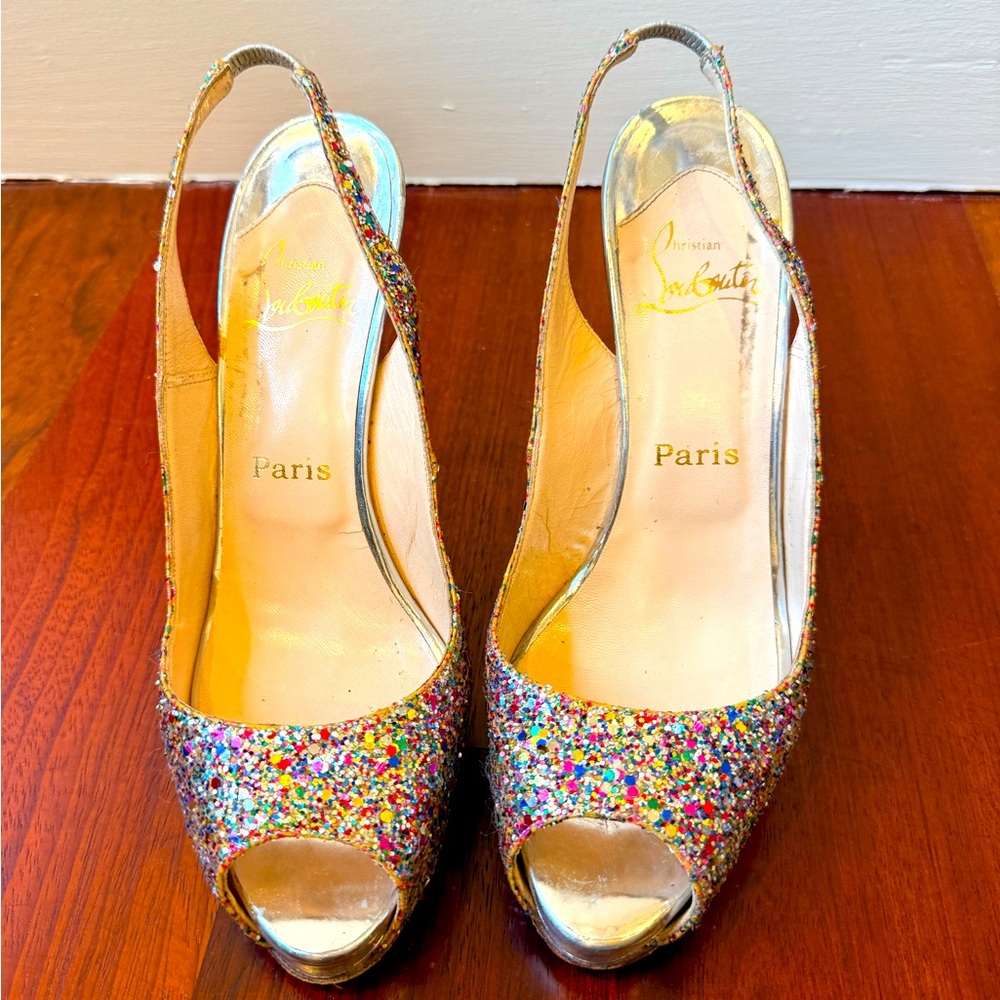 Louboutin 39.5 Slingback Stilettos
